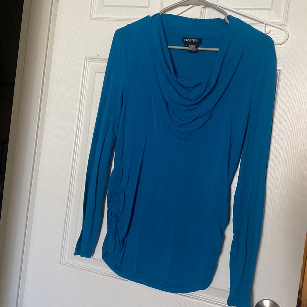 Beautiful blue long sleeved sweater